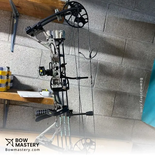 PSE ARCHERY Uprising Left:Right Hand Bow Package - Best Entry Level Bow